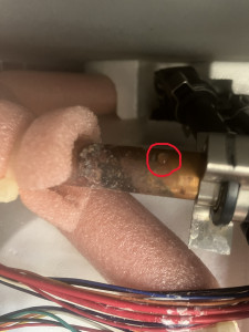 ダイキンエコキュートEQ46JFVの銅管水漏れ箇所(倉敷市)