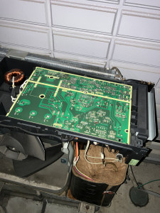 ダイキンEQ46JFVヒートポンプ制御基板交換作業